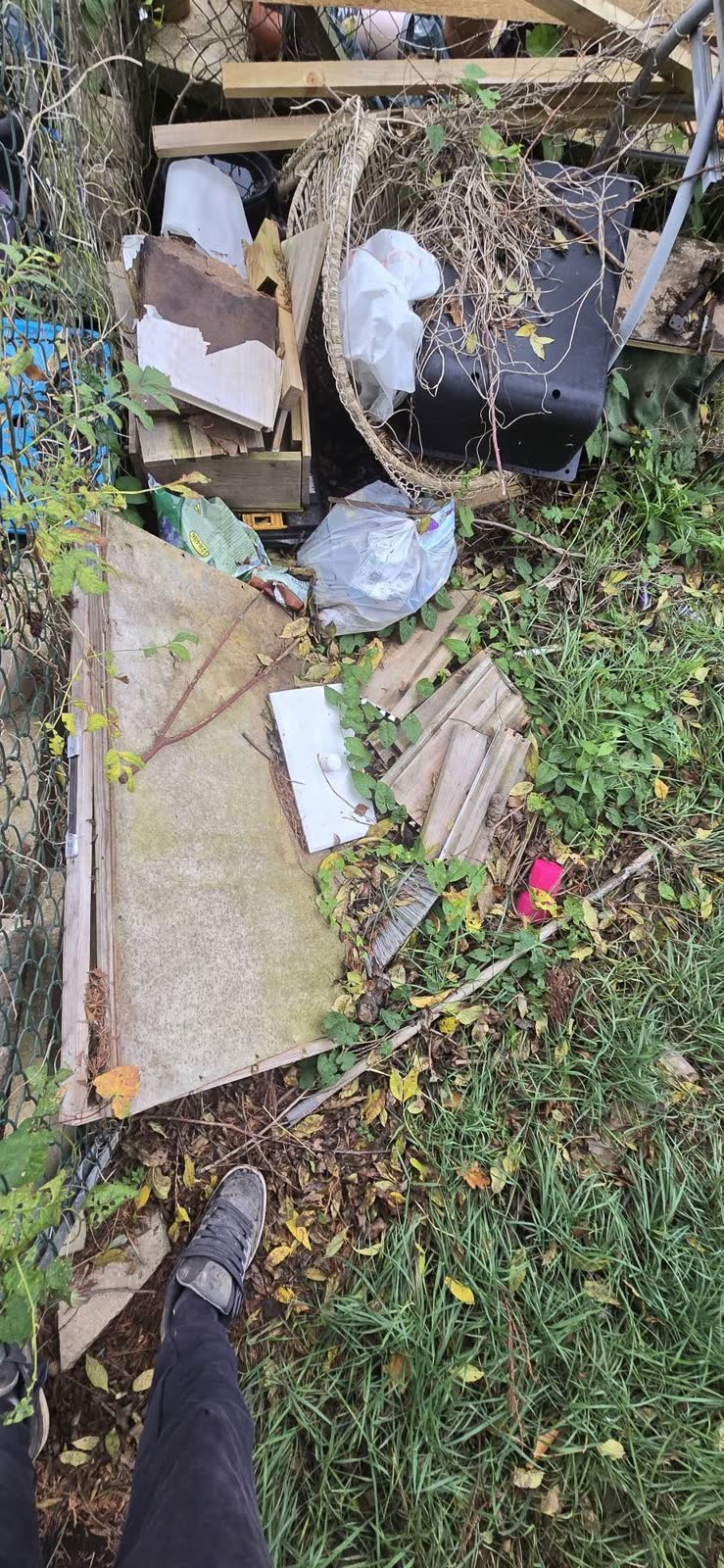 Bath Garden and Deck Waste Clearance project photo 8