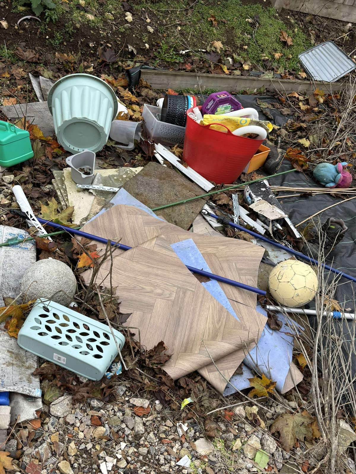 Multi-Area Household Waste Clearance in Bath project photo 3