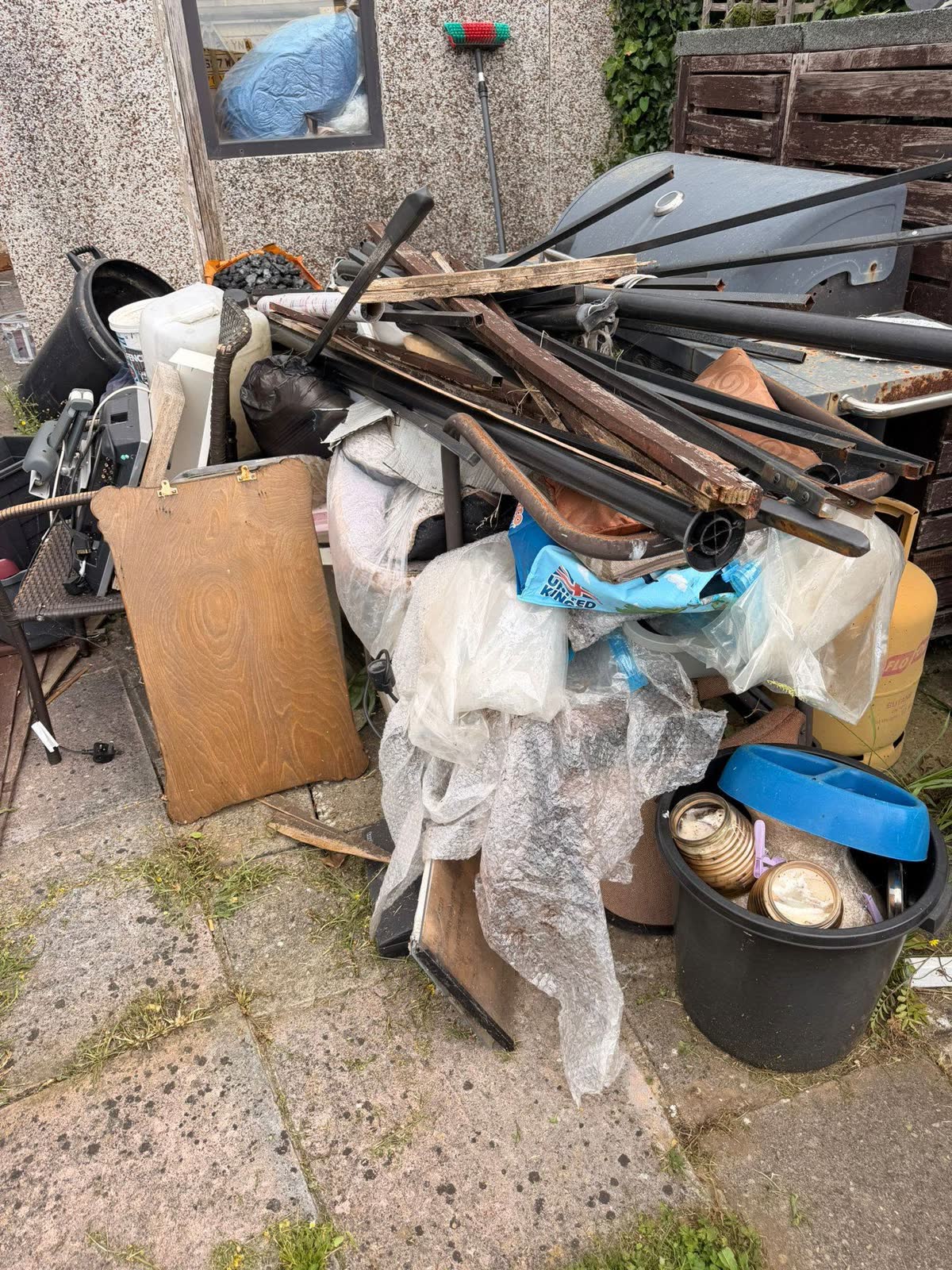 Bridgwater Bulky Waste and Patio Clearance project photo 2