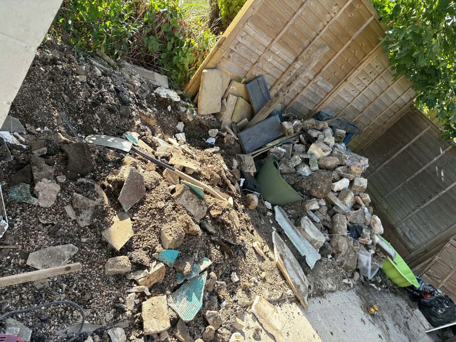 Building Rubble and Site Waste Clearance project photo 1