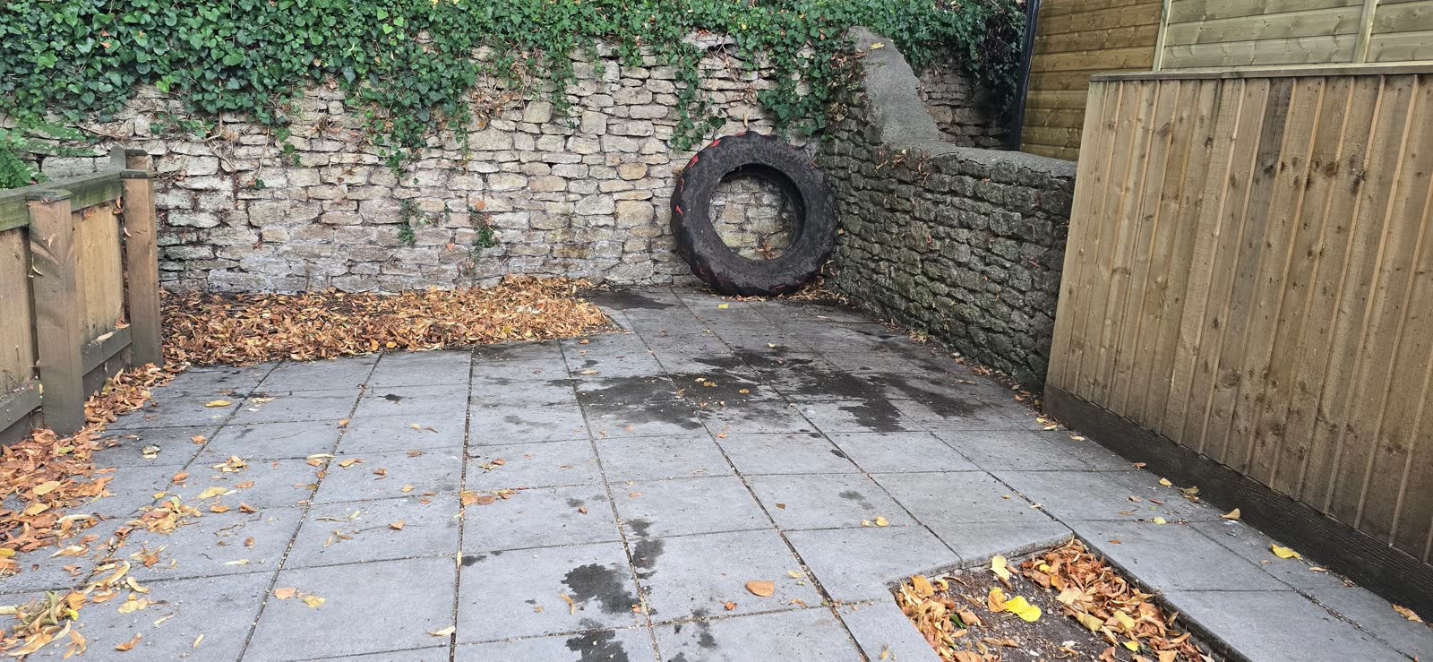 Frome Business Waste Clearance project photo 3