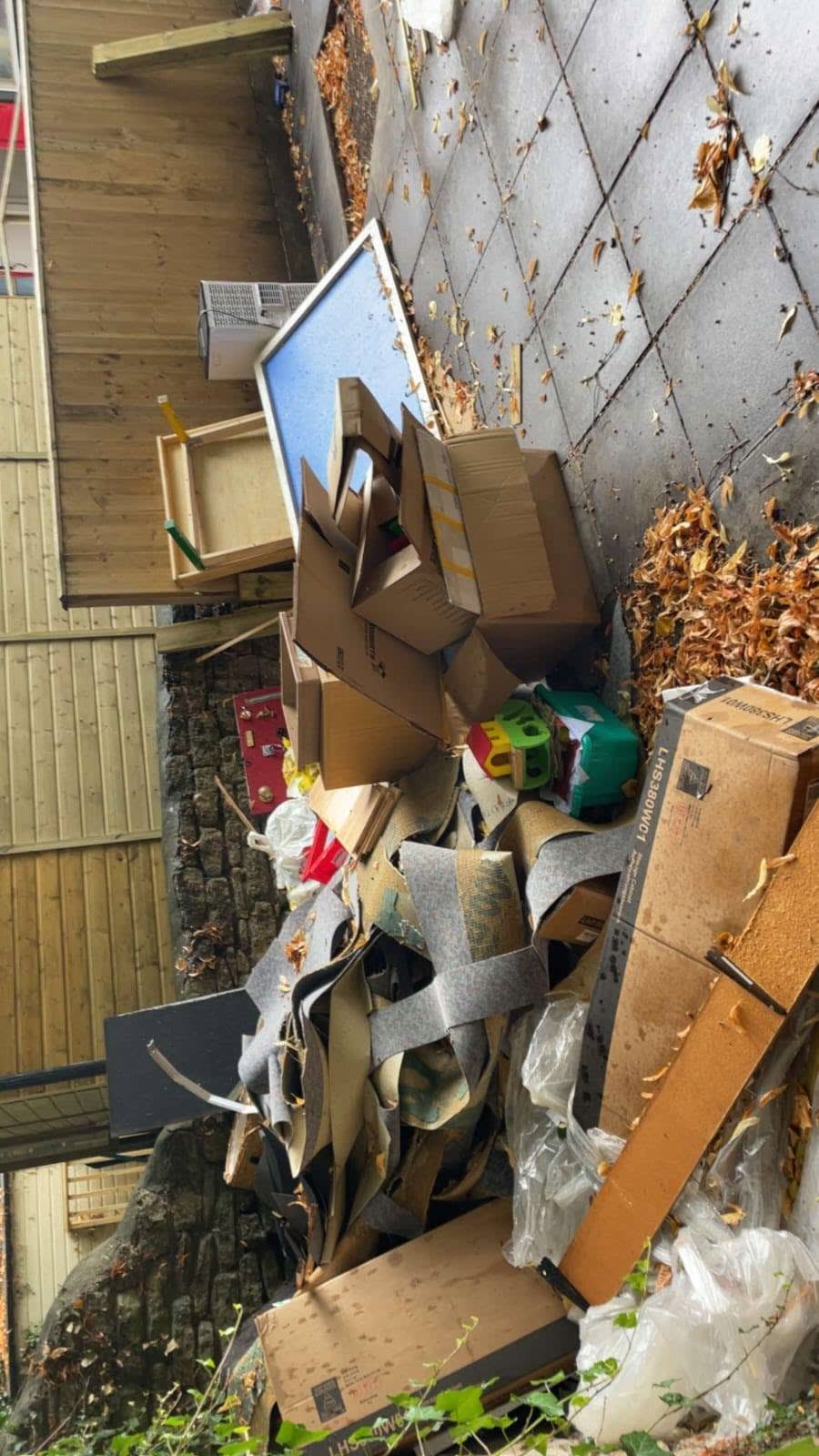 Frome Business Waste Clearance project photo 2
