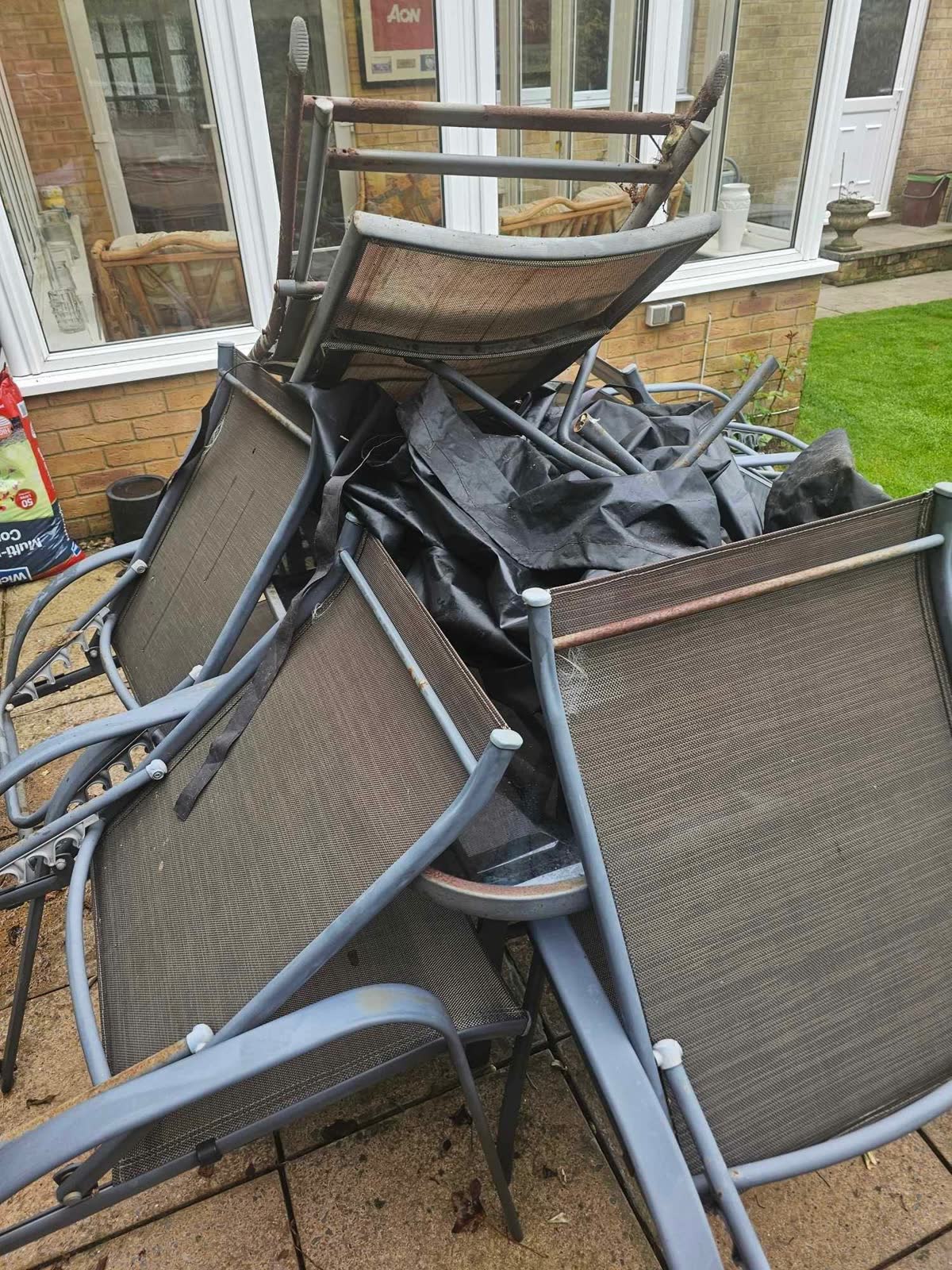 Patio Furniture and Bulky Item Removal project photo 2