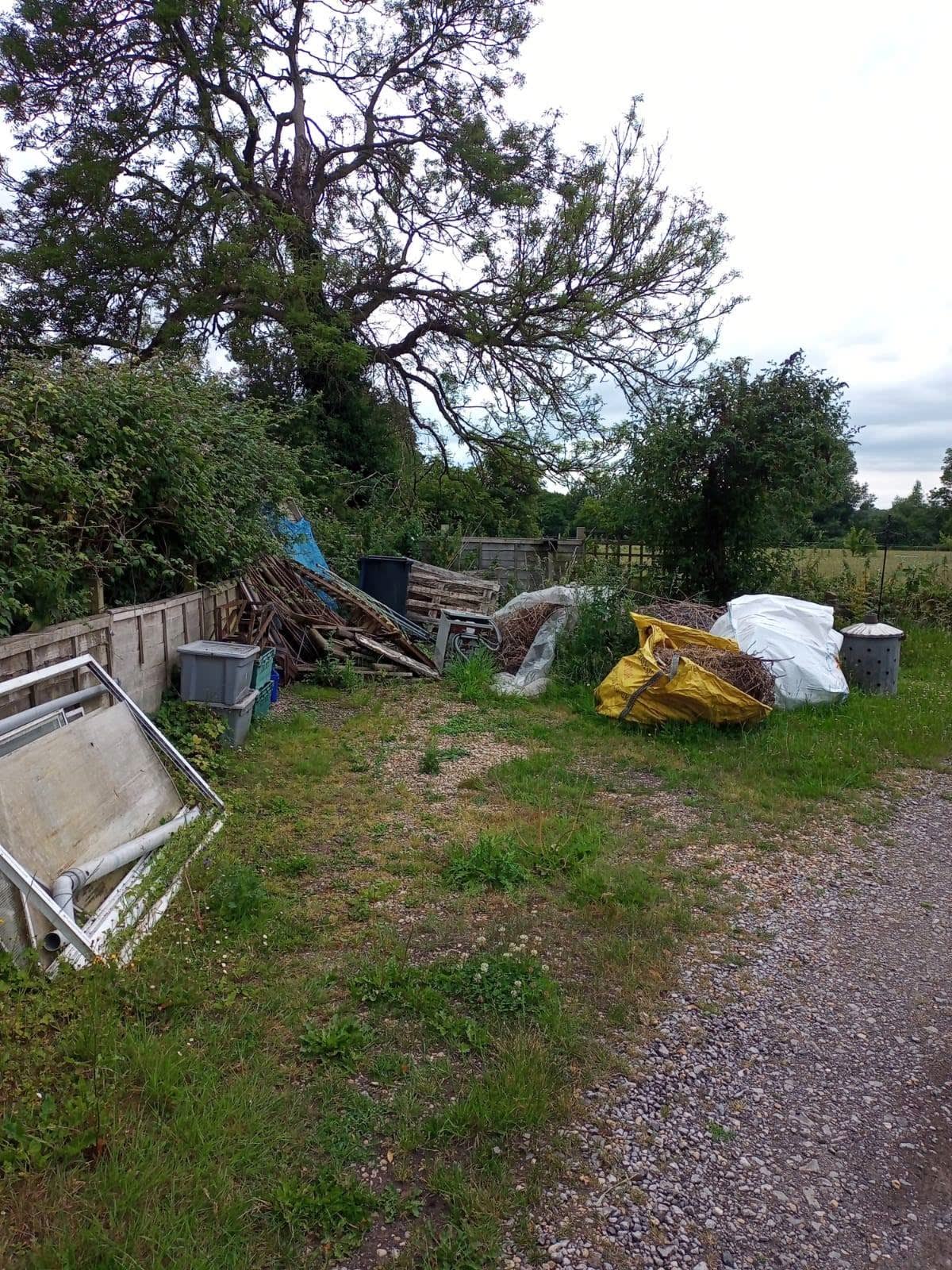 Large Garden and Building Waste Clearance project photo 5