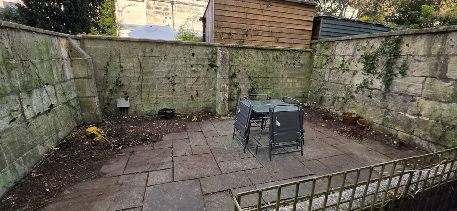 Low-Maintenance Overgrown Garden Transformation project photo 6