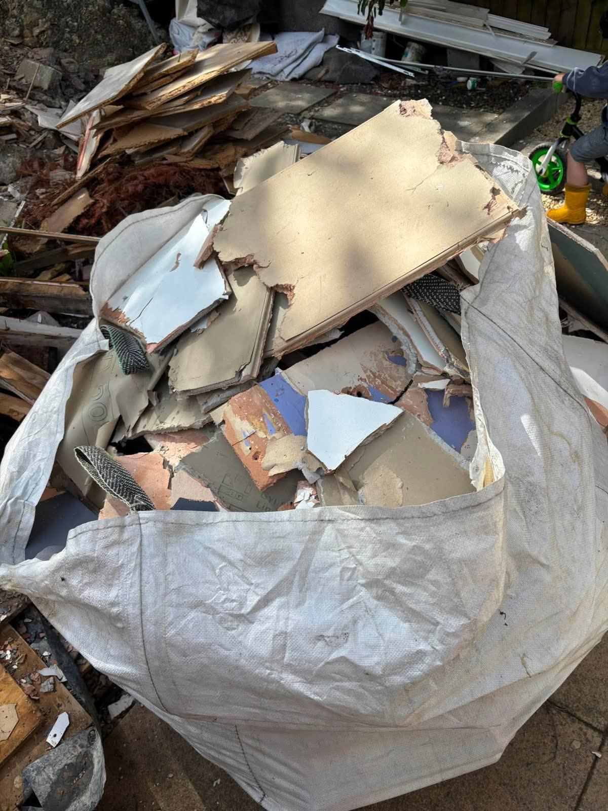 Plasterboard and Timber Renovation Waste Clearance project photo 4