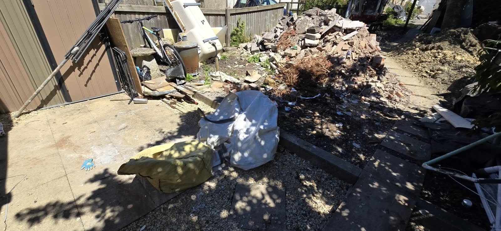 Plasterboard and Timber Renovation Waste Clearance project photo 9