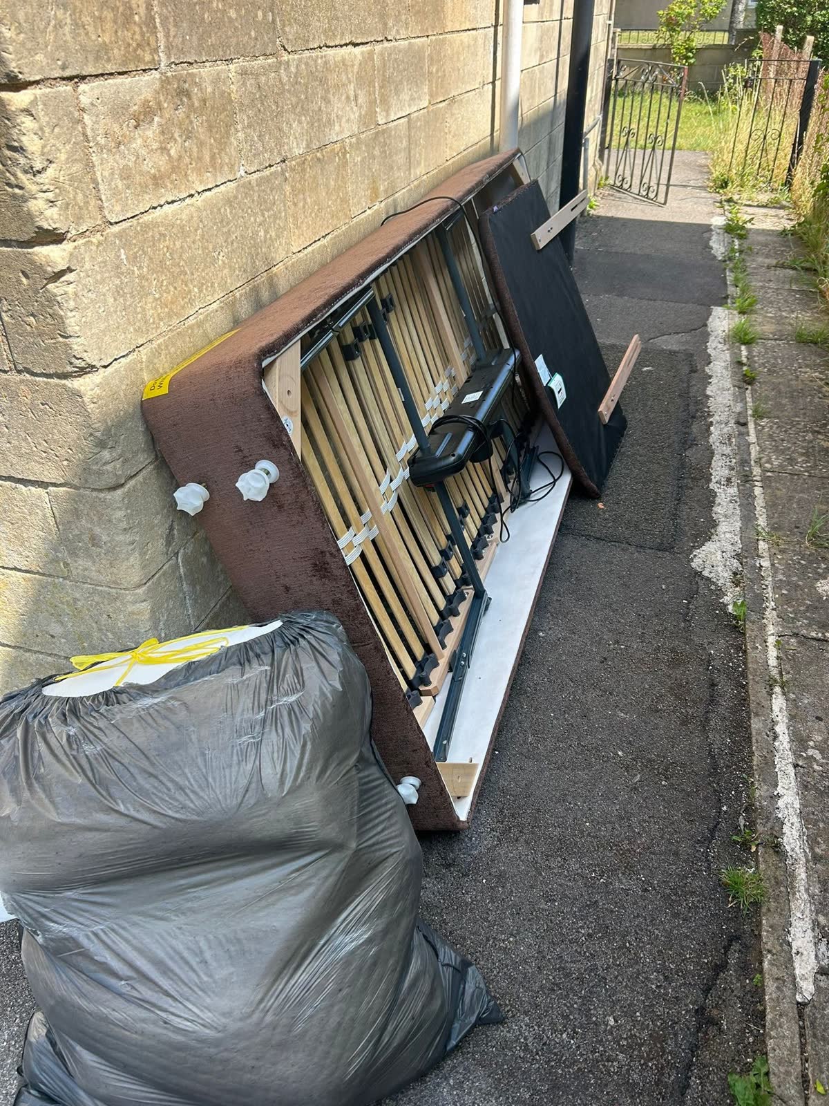 Small Household Removal and Loading Job project photo 2