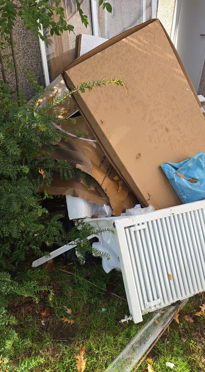 Small Outdoor Household Waste Clearance before clearance