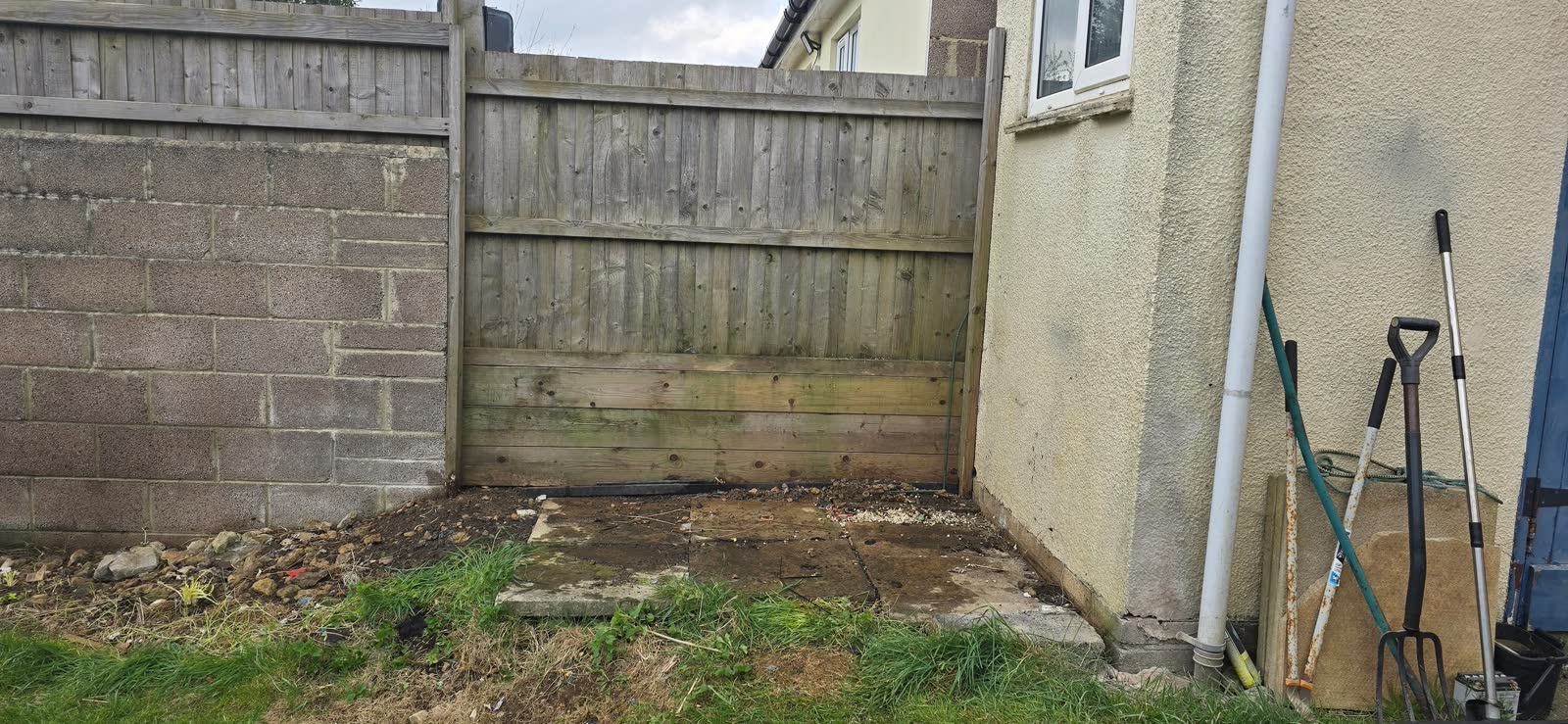 Summer Garden Clearance and Tidy-Up project photo 1